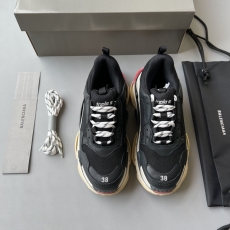 Balenciaga Sneakers